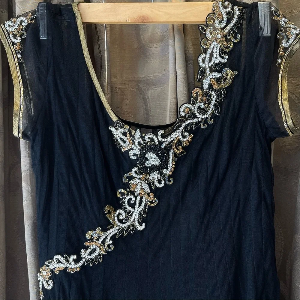 Heavy work Elegant Net Kurta set for Women - Picture 11 of 17